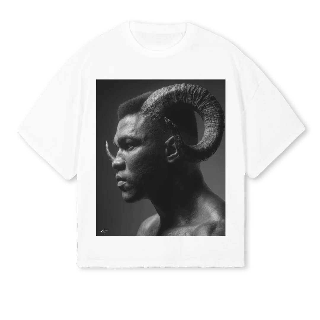 APEXION COLLECT White Oversized Boxy Tee.
