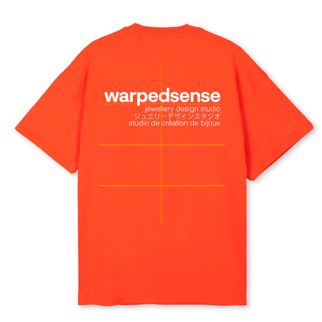 BACK DREI SPRACHEN Hot Orange Oversized Tee. - Image 2