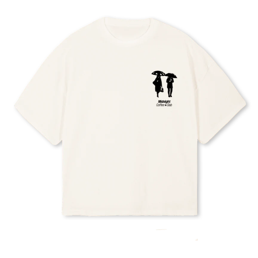 BEIGEWALK Vintage White Oversized Boxy Tee.