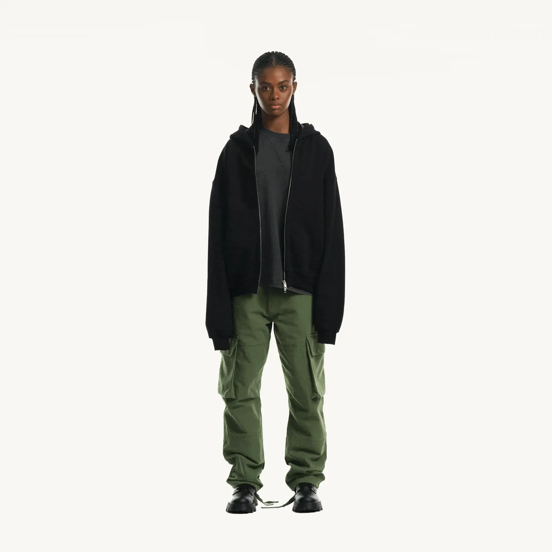 Black Oversized Zipped Hoodie. - Image 4