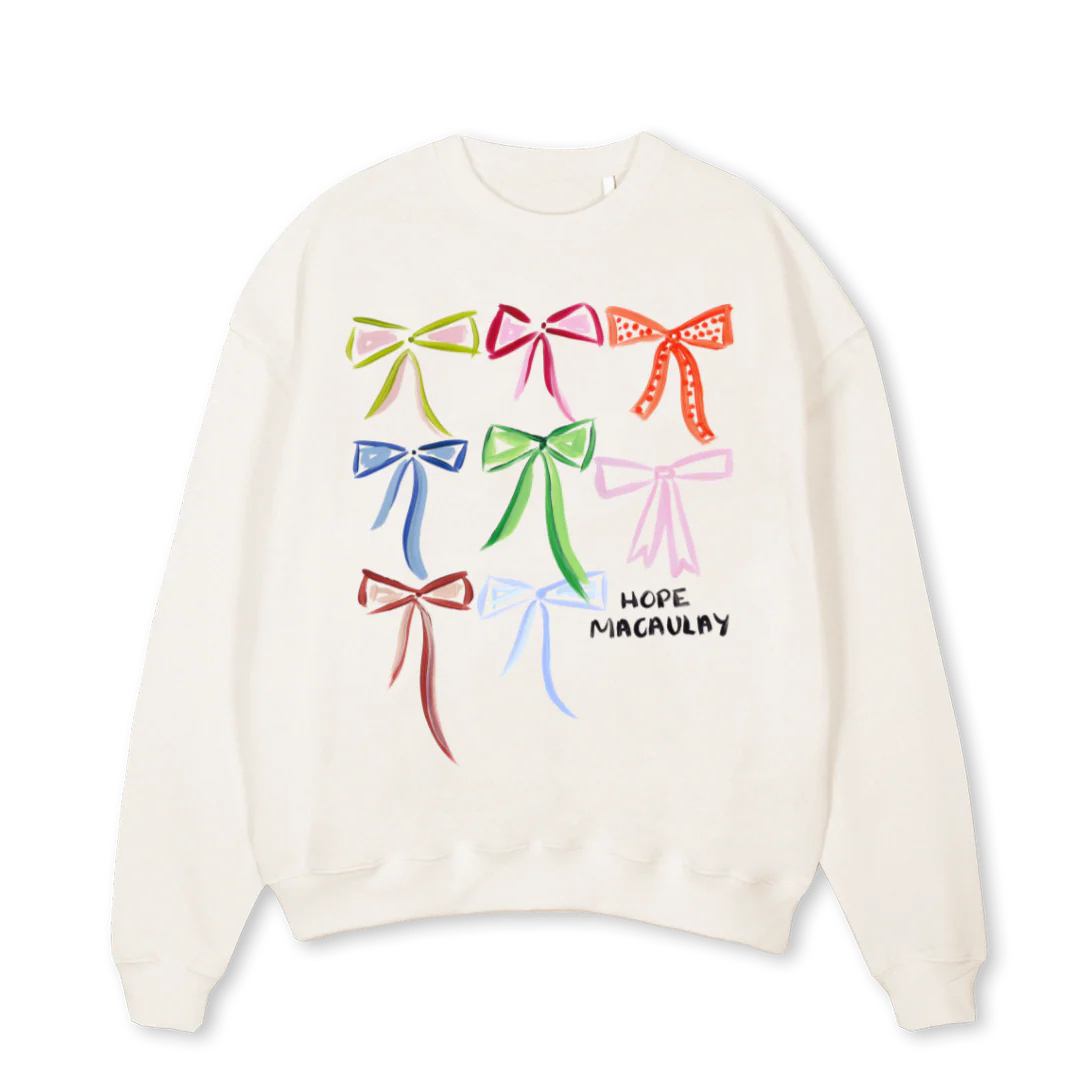 BOWSWEATSHIRT Vintage White Oversized Crewneck Sweater.