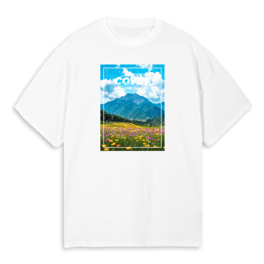 DREAMING White Oversized Tee.