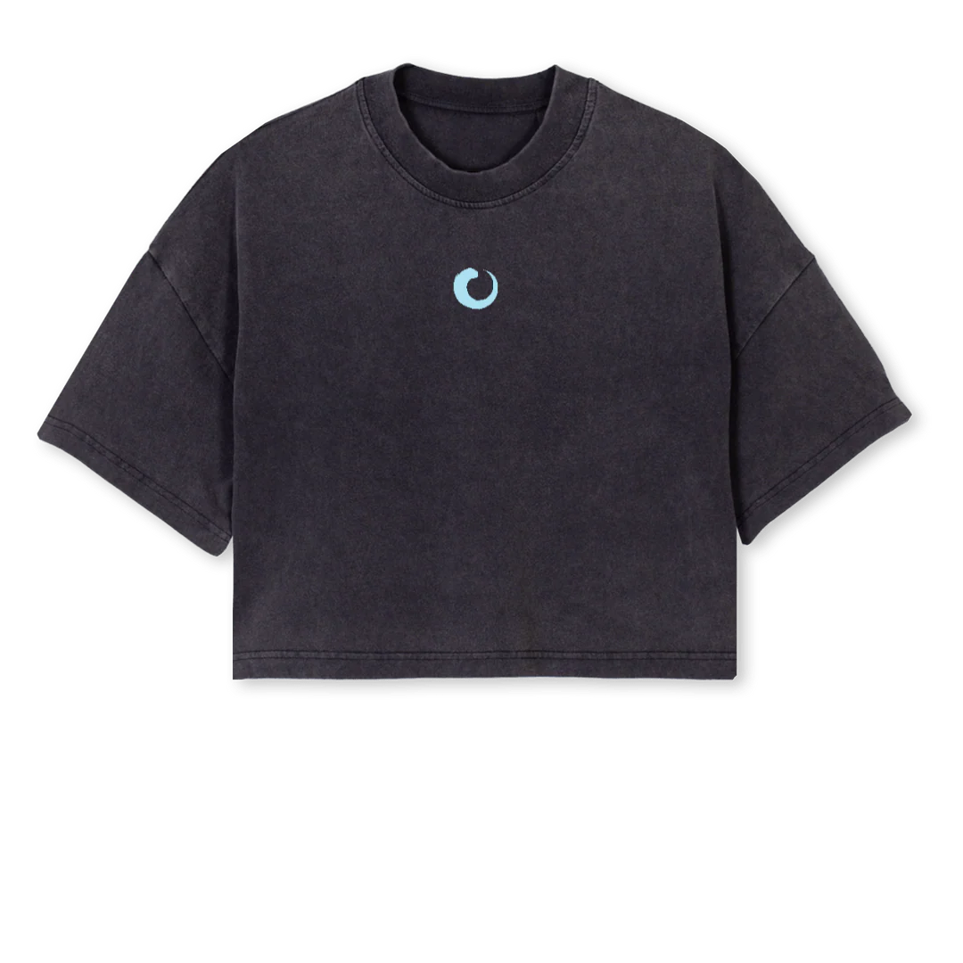 EADAYDÜDOWOMAN Vintage Black Cropped Oversized Tee.