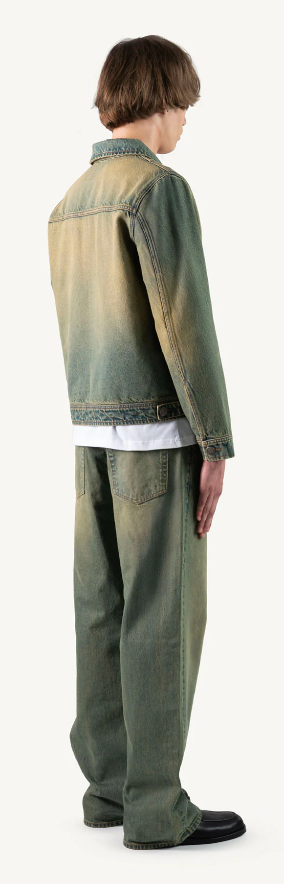 Faded Burn Light Blue Loose Fit Jeans. - Image 5