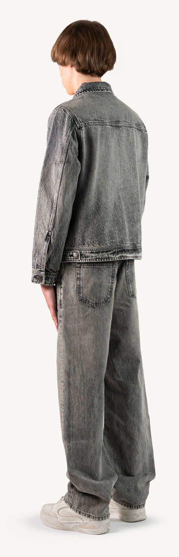 Faded Mid Grey Loose Fit Jeans. - Image 15