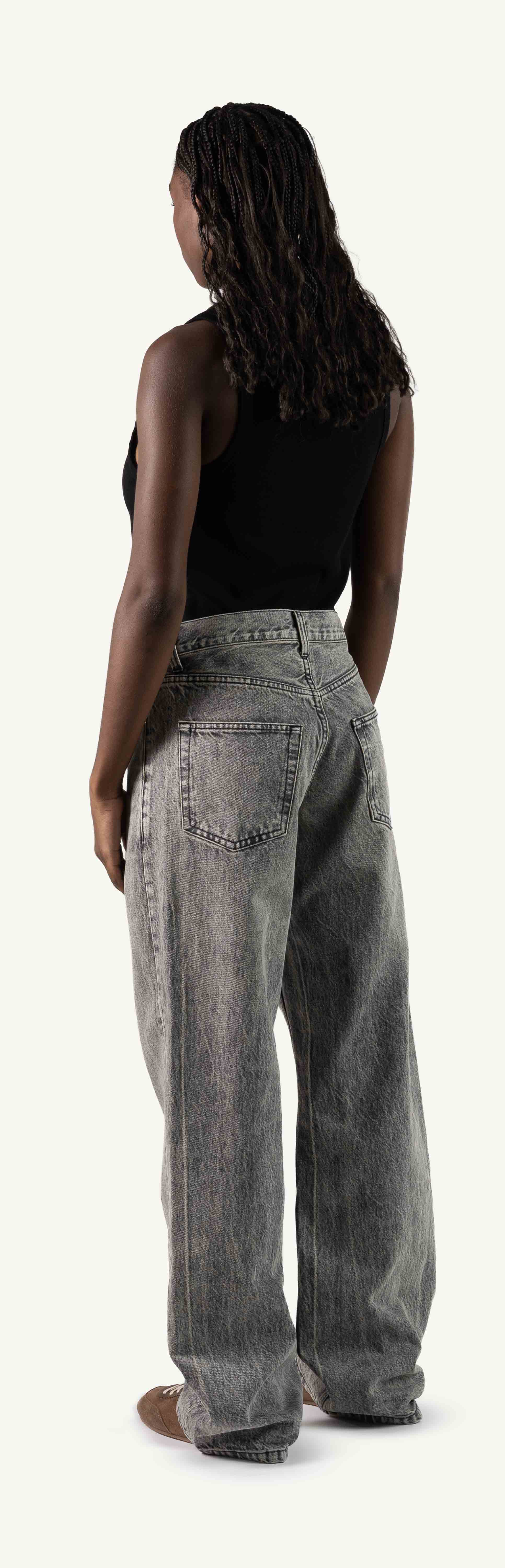 Faded Mid Grey Loose Fit Jeans. - Image 7