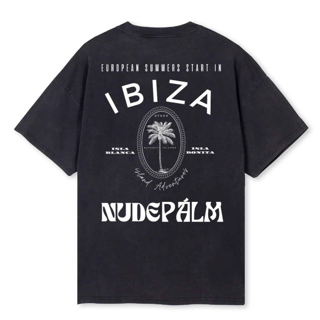 ISLA ADVENTURE Vintage Black Oversized Tee. - Image 2
