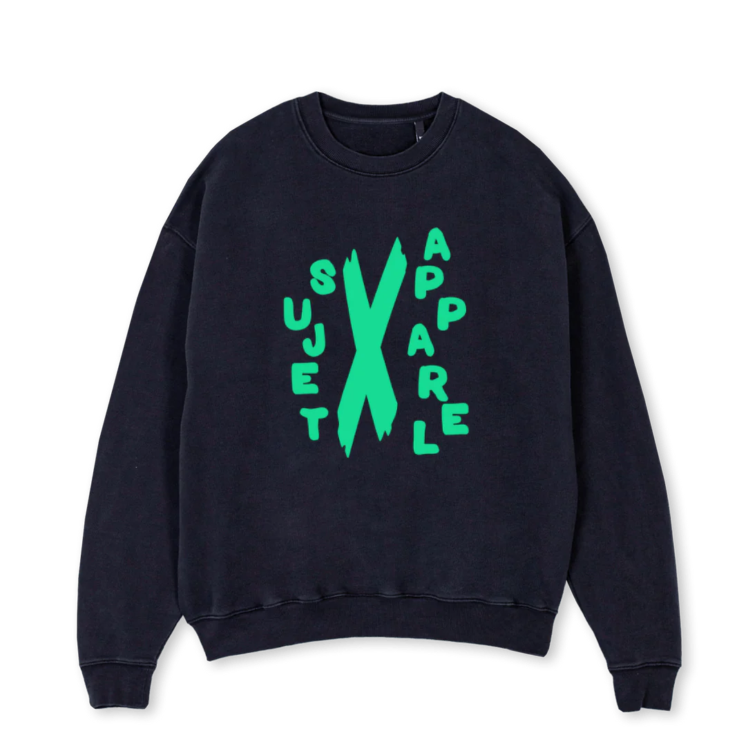 JUMBLECREW Vintage Black Oversized Crewneck Sweater.