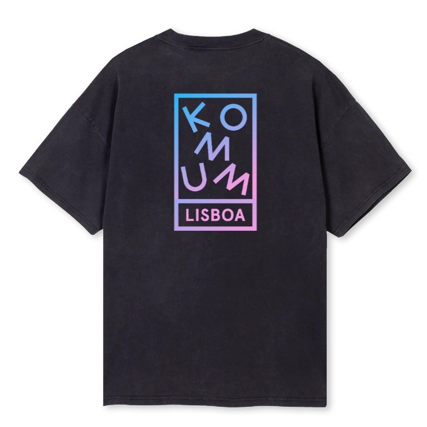 KOMUM Vintage Black Oversized Tee. - Image 2
