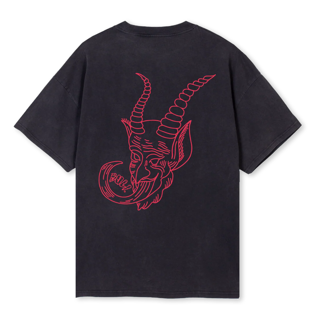 LAURANPAITA Vintage Black Oversized Tee. - Image 2