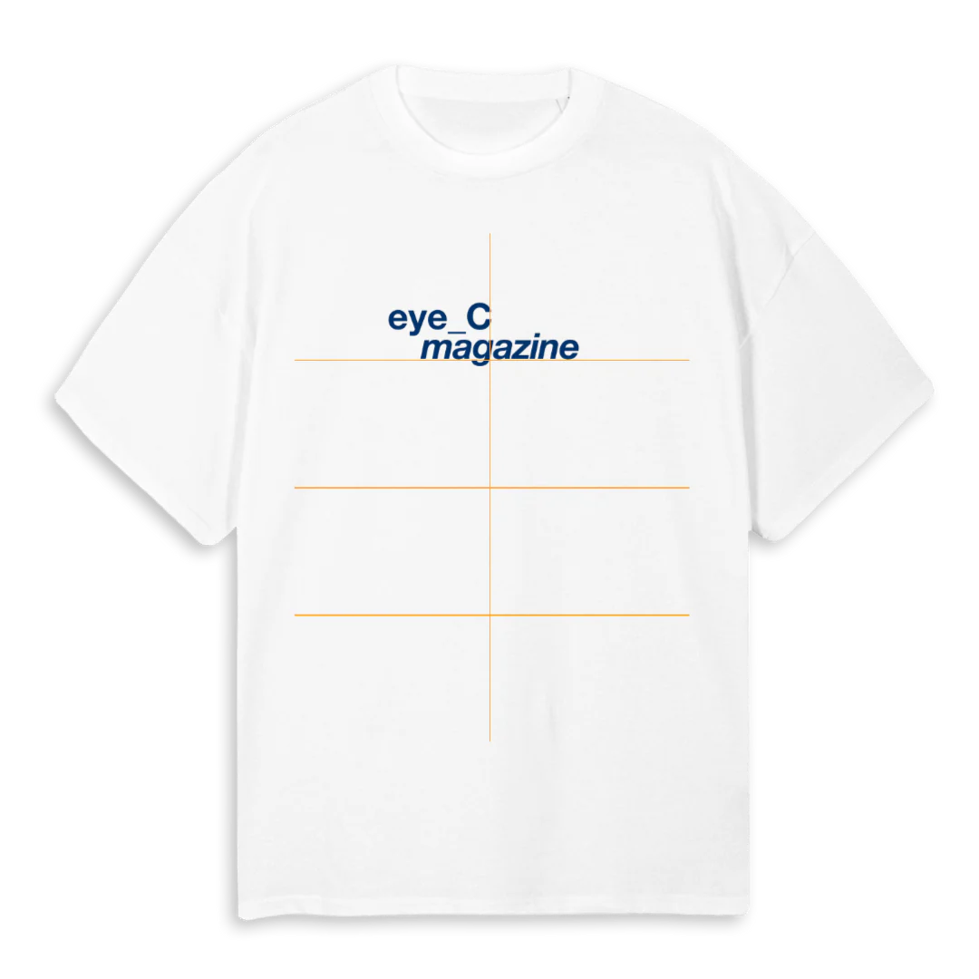 MAGAZINE TEE I White Oversized Tee.