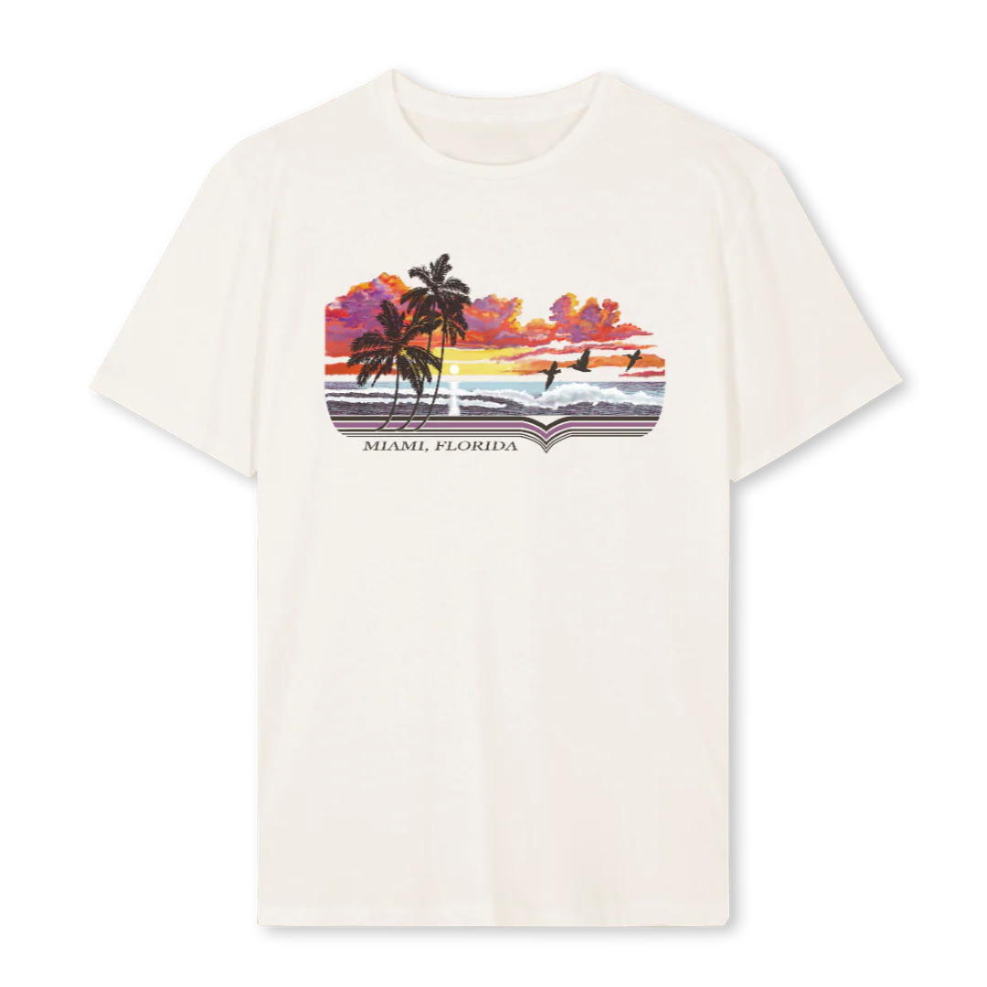 MIAMIXSVINTAGEWHITE Vintage White Regular Tee.