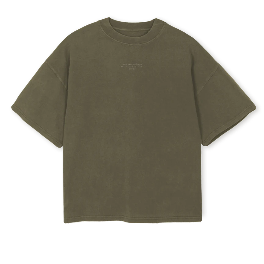 PERCEO Vintage Olive Oversized Boxy Tee.