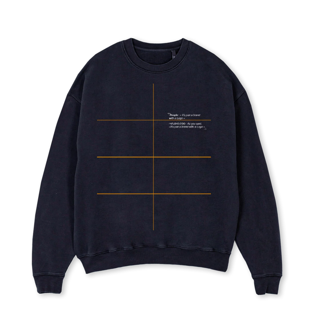 PULLNOIRVINTAGE Vintage Black Oversized Crewneck Sweater.