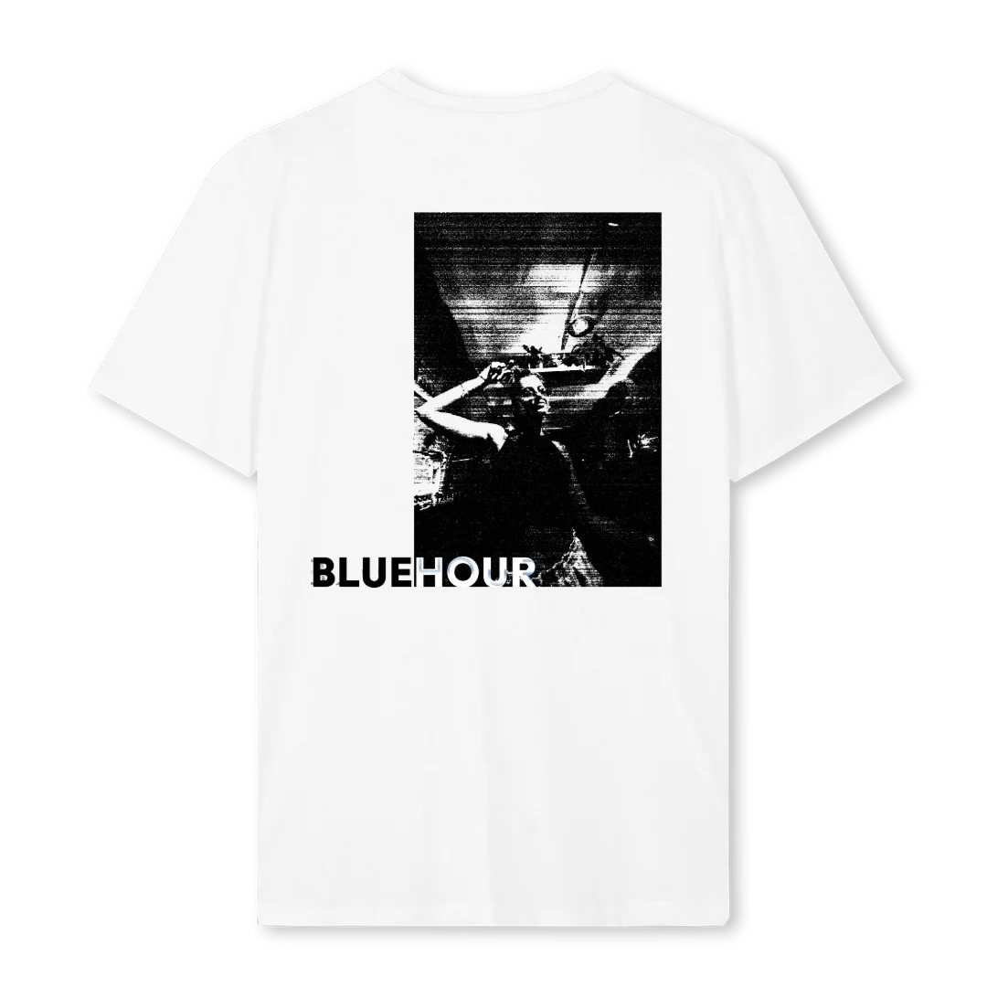 RAVEGIRLWHITE White Regular Tee. - Image 2