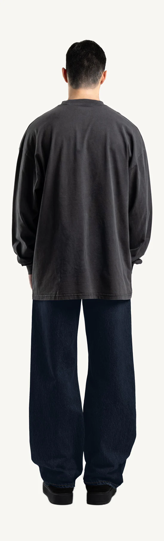 Raw Indigo Loose Fit Jeans. - Image 6