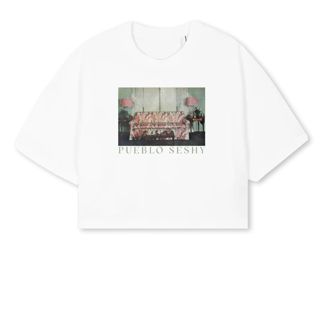 SESHY SOFA White Cropped Oversized Tee.