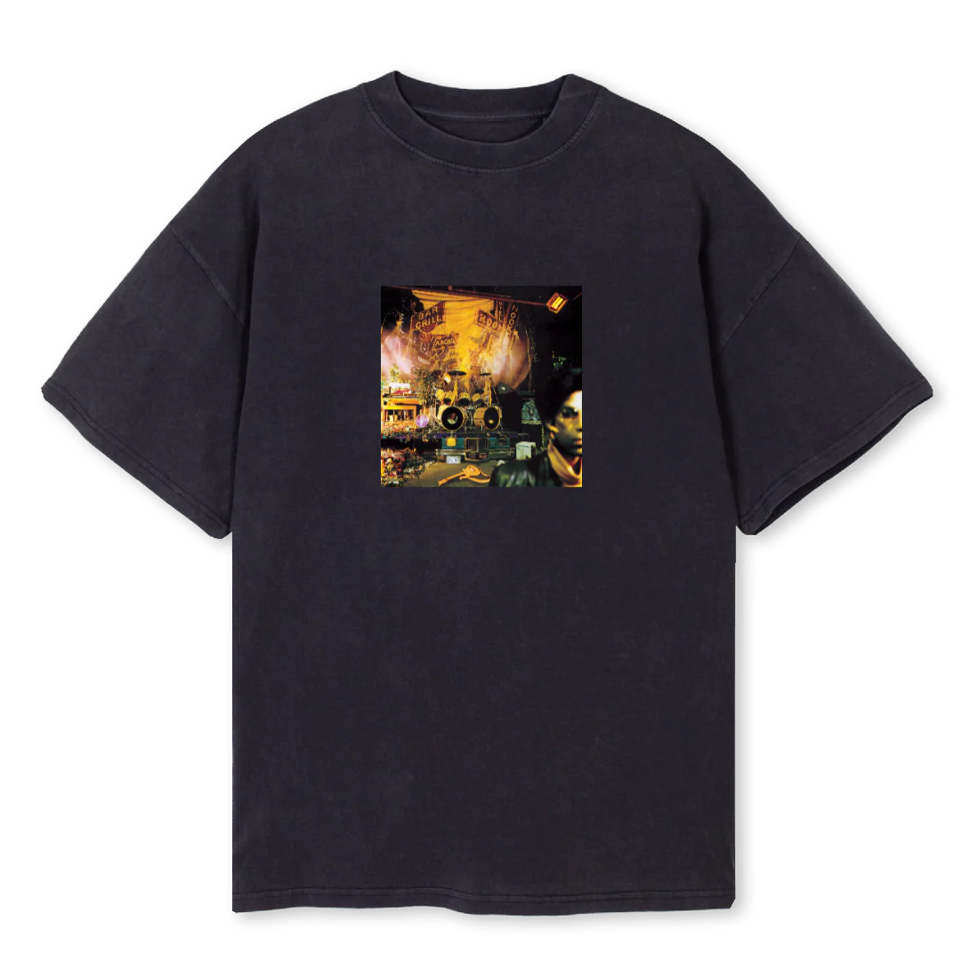SIGNOTHETIMES Vintage Black Oversized Tee.