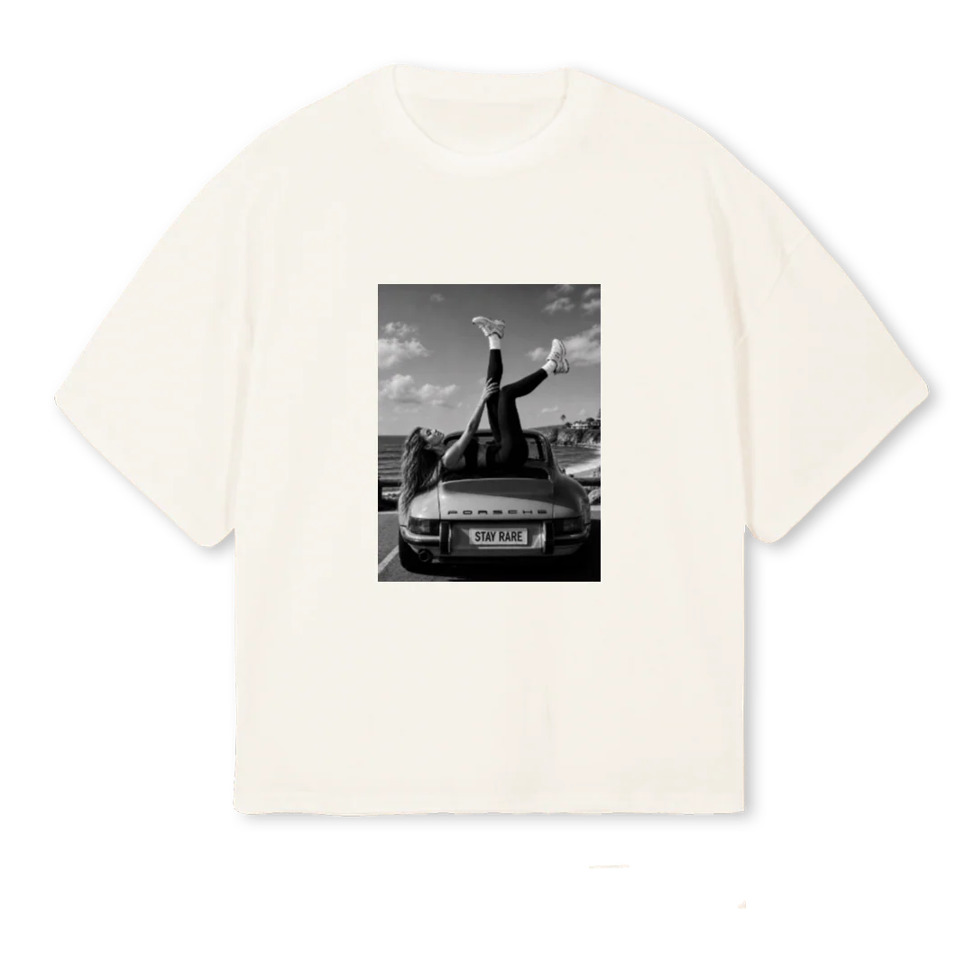 STAYRARE_VW Vintage White Oversized Boxy Tee.