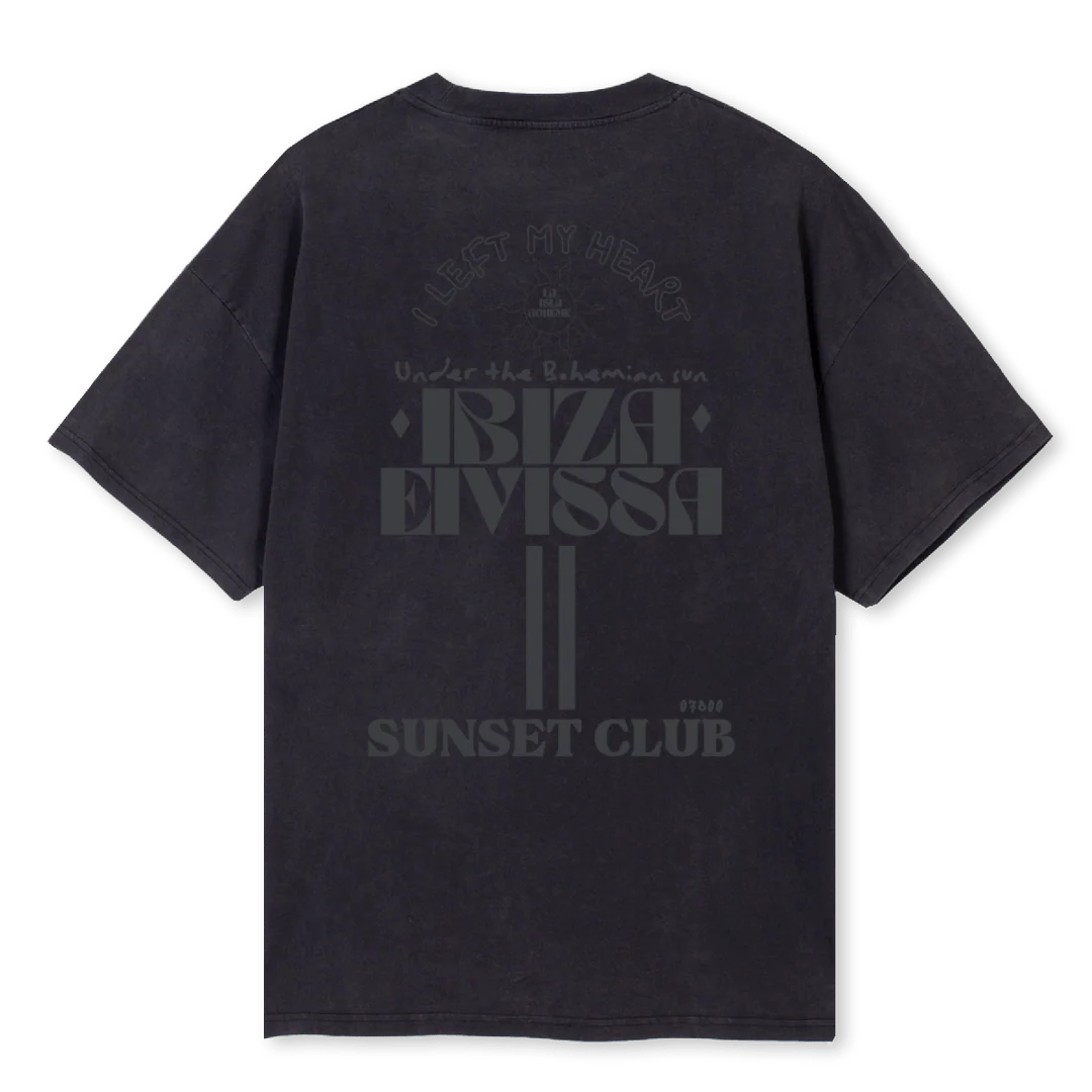 SUNSETLOVERCLUBBLACK Vintage Black Oversized Tee. - Image 2