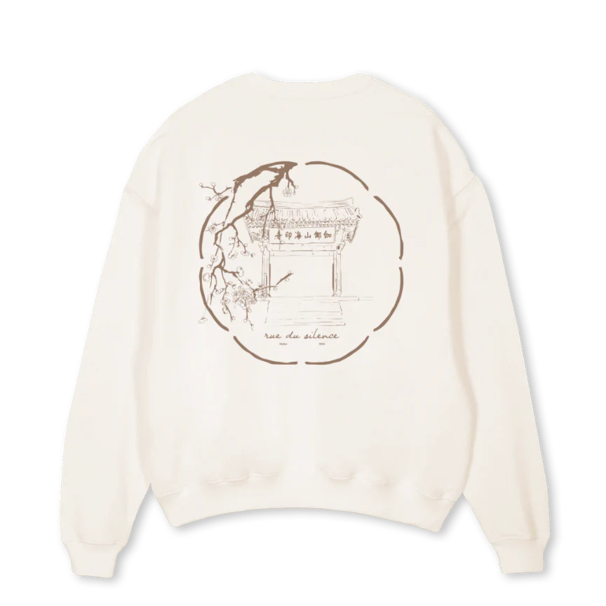 TOKYO Vintage White Oversized Crewneck Sweater. - Image 2