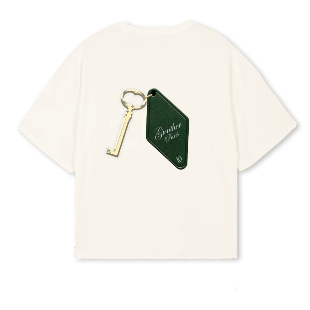 TSHIRTKEY Vintage White Oversized Boxy Tee. - Image 2