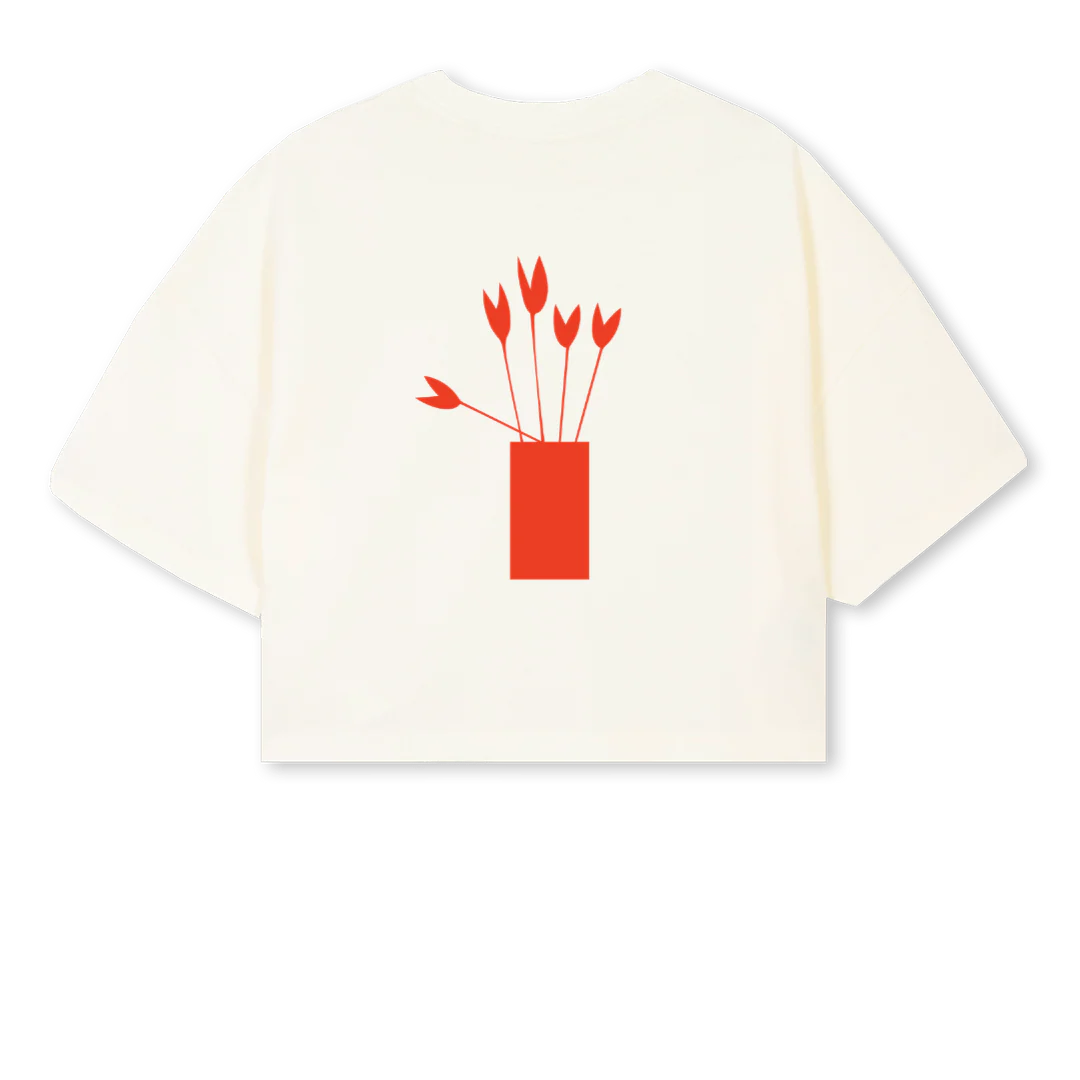 TULIPSMALLCROP Cream Cropped Oversized Tee.
