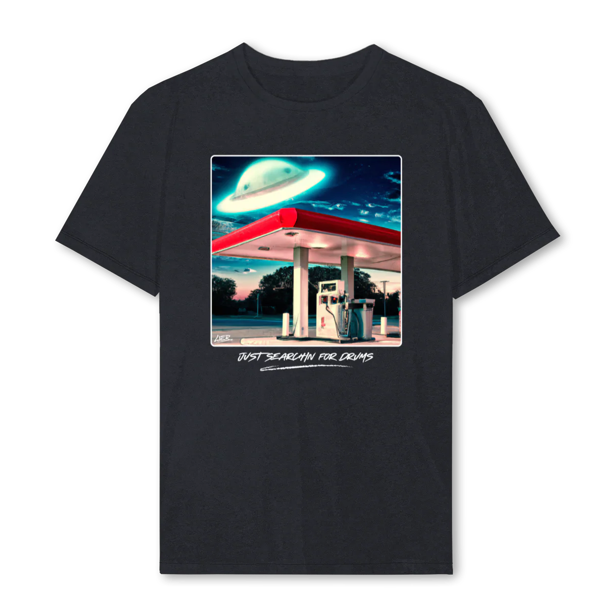 UFODRUMSVINTAGEBLACK Vintage Black Regular Tee.