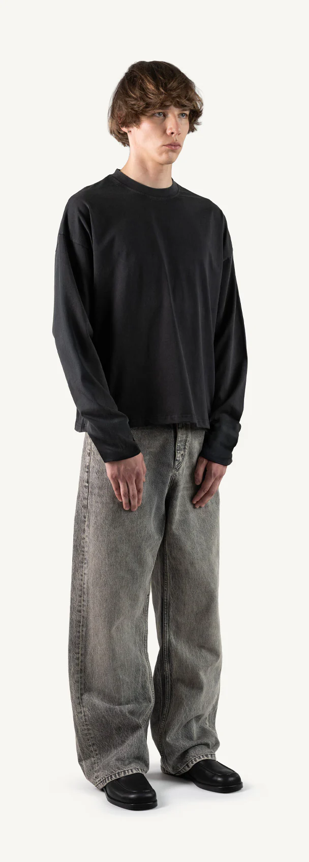 Vintage Black Oversized Boxy LS Tee. - Image 3