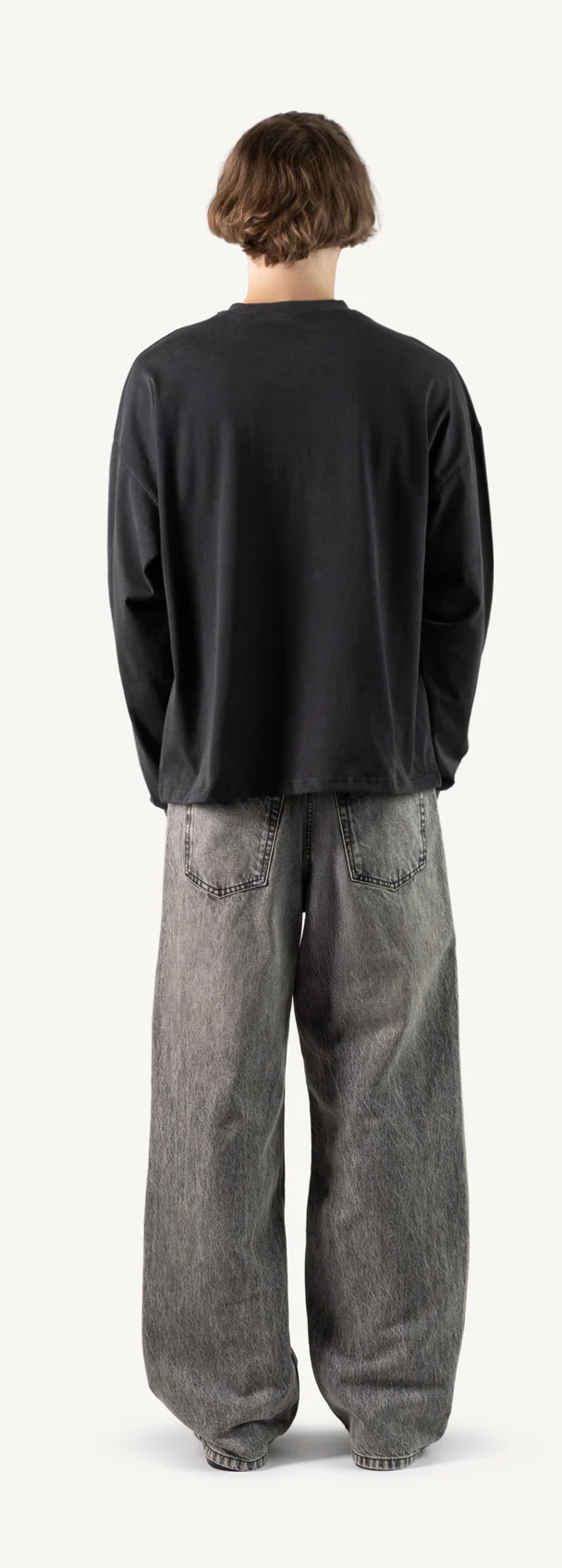 Vintage Black Oversized Boxy LS Tee. - Image 6