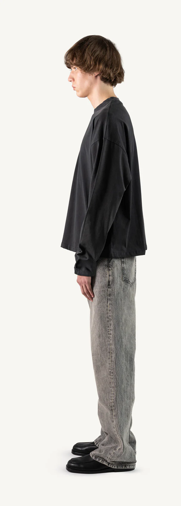 Vintage Black Oversized Boxy LS Tee. - Image 8