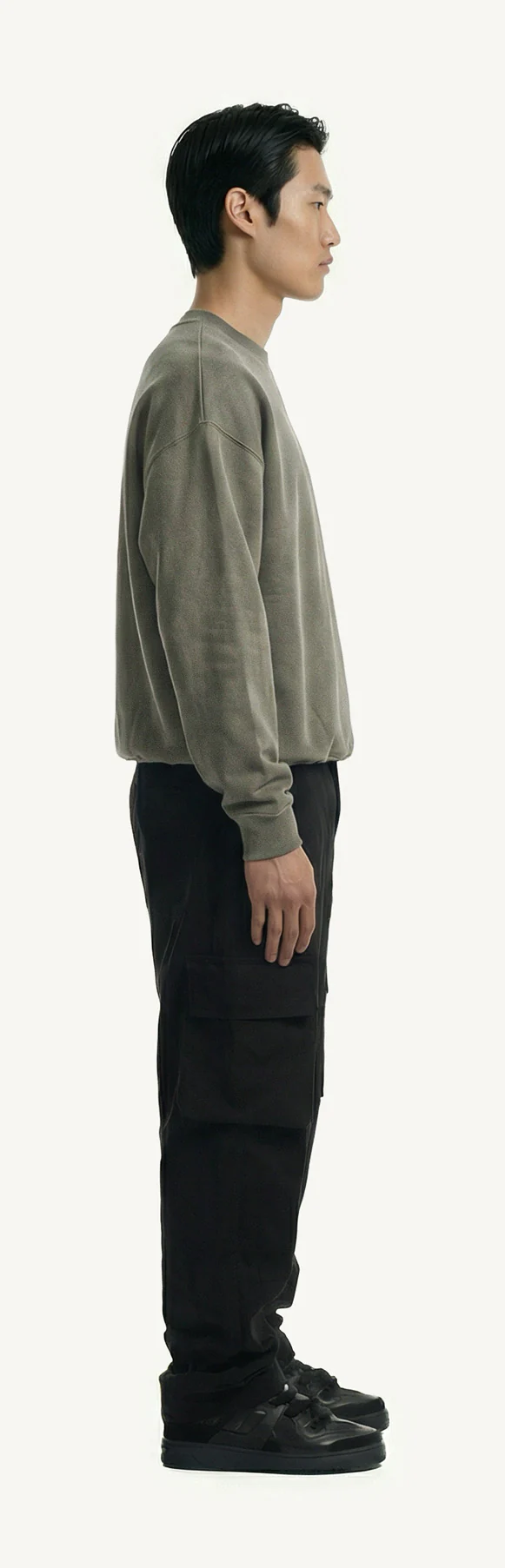 Vintage Olive Oversized Crewneck Sweater. - Image 4