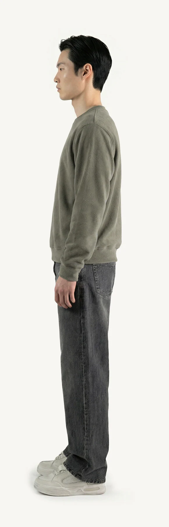 Vintage Olive Regular Crewneck Sweater. - Image 8