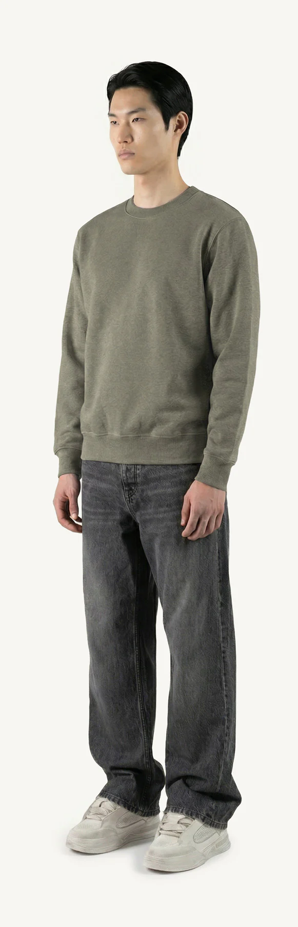 Vintage Olive Regular Crewneck Sweater. - Image 9