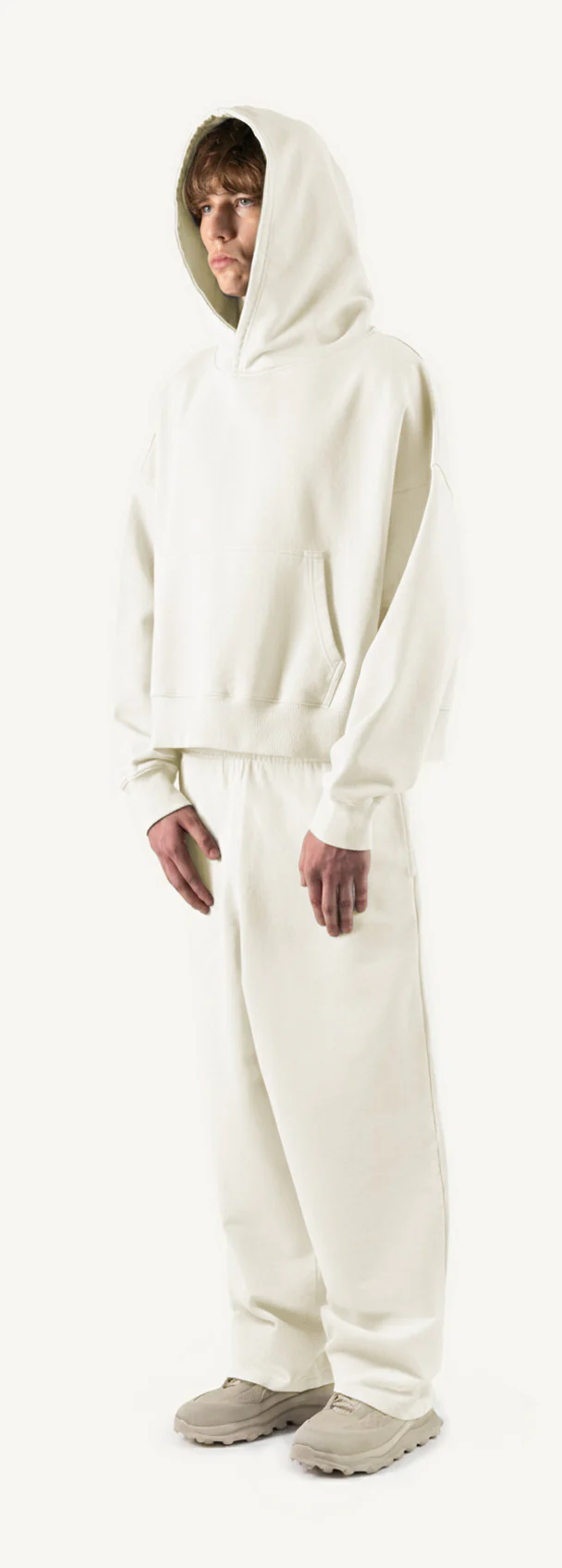 Vintage White Oversized Boxy Hoodie. - Image 9