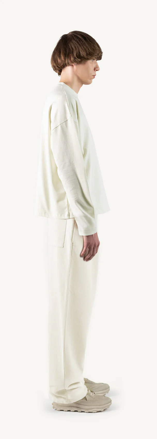 Vintage White Oversized Boxy LS Tee. - Image 4
