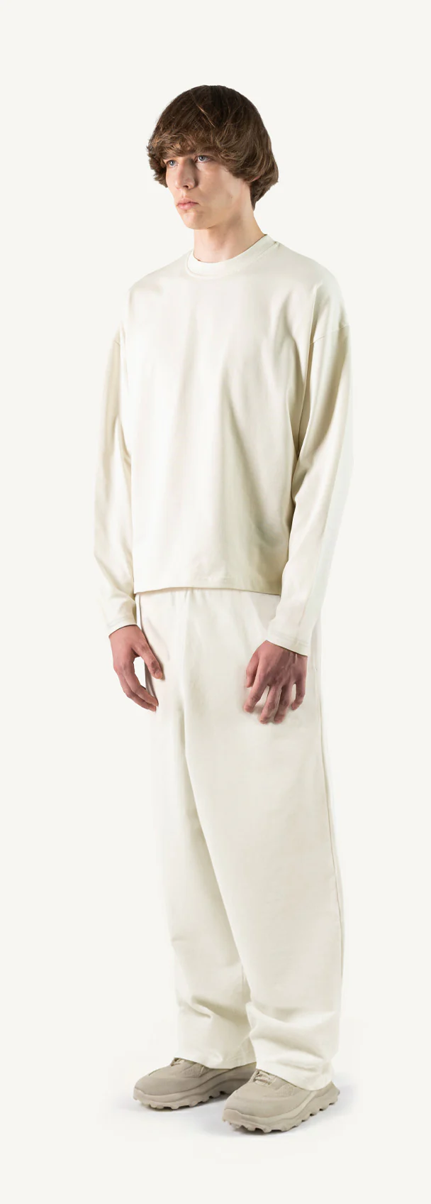 Vintage White Oversized Boxy LS Tee. - Image 9