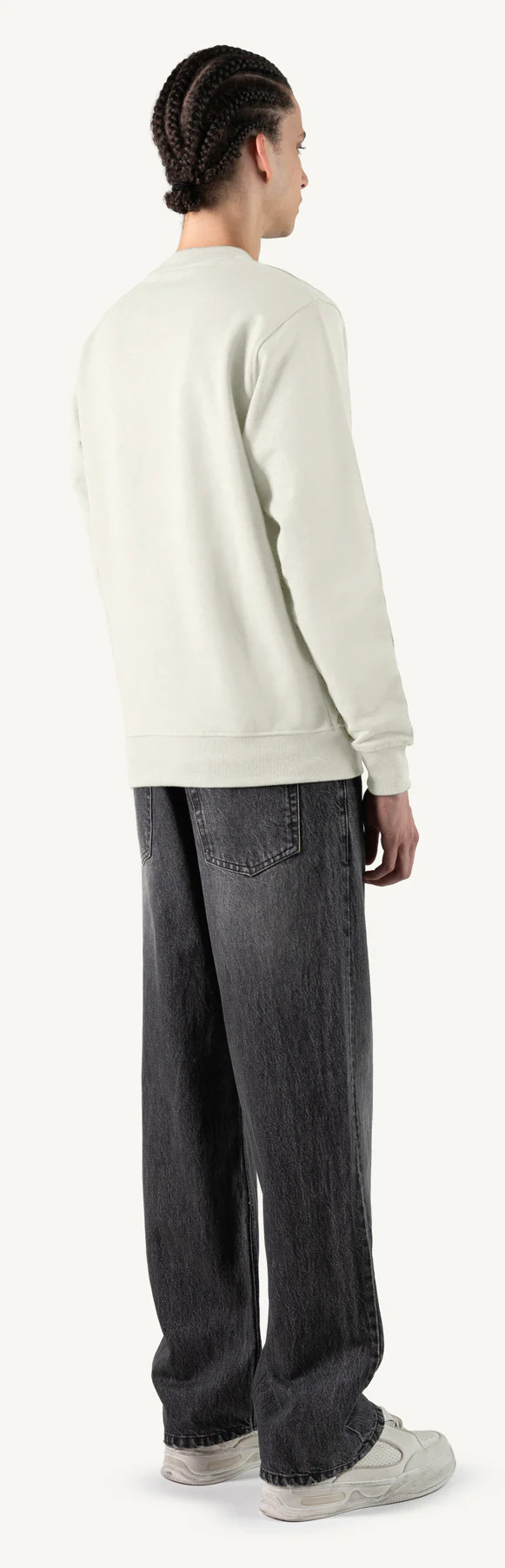 Vintage White Regular Crewneck Sweater. - Image 5