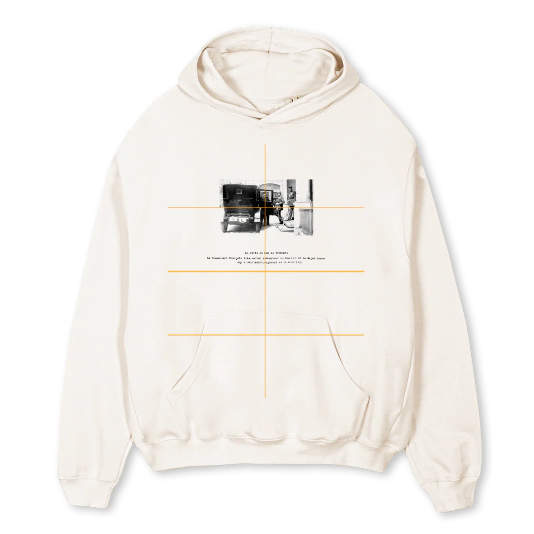 VINTAGEHOODIE Vintage White Oversized Hoodie.